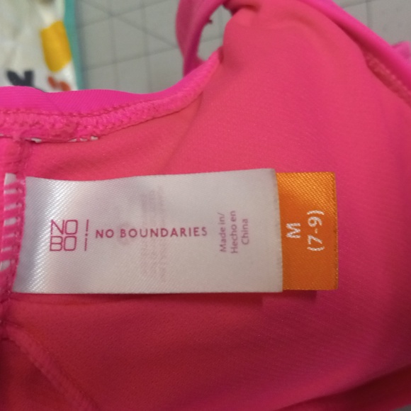 Pink bikini 👙 - Picture 8 of 8